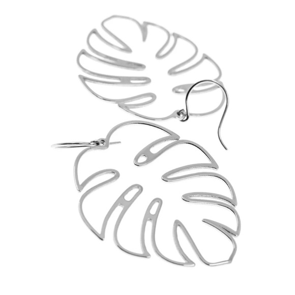 “Tropical Love” Boho Palm Tree Leaf CutOut Earring - Picture 4 of 6